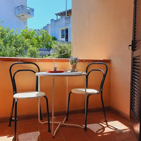 Baia Di Ulisse Apartmán *