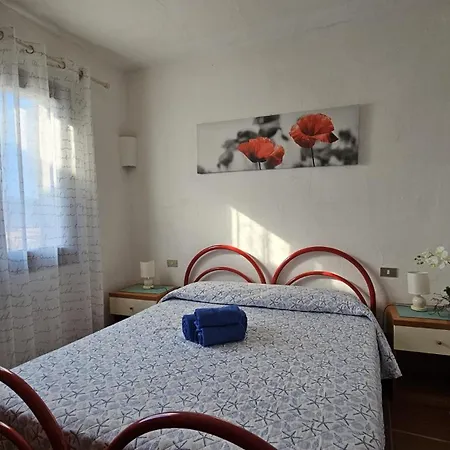 Baia Di Ulisse Apartment